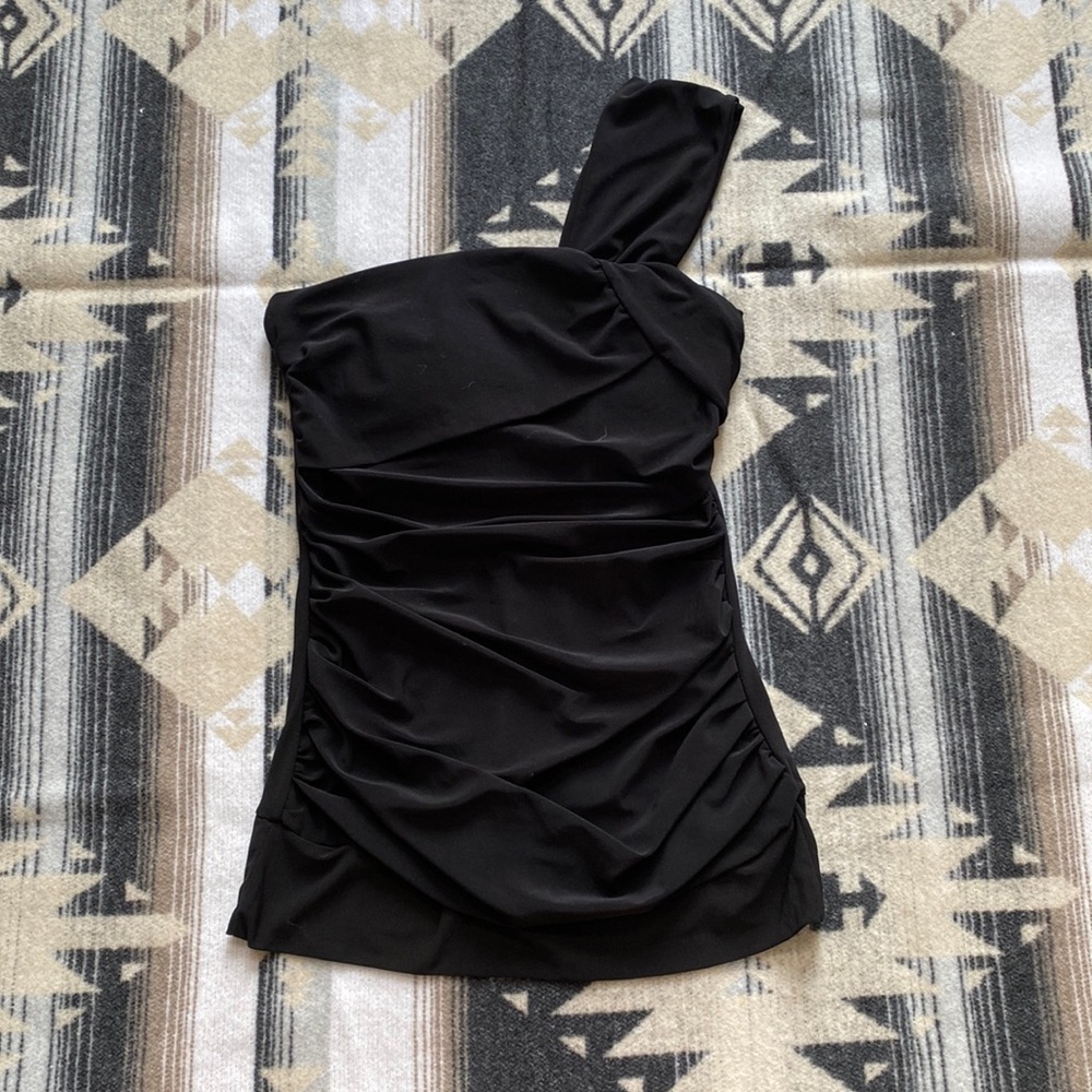 Black One Shoulder Top